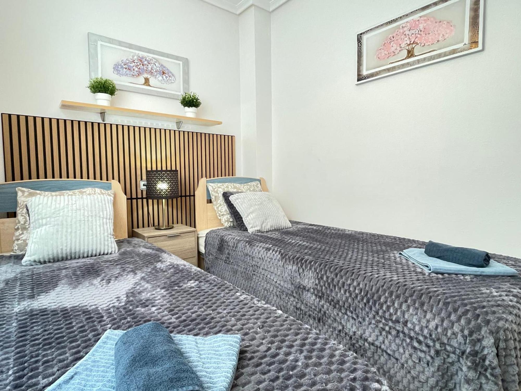 Superior La Playa! 3 Bedrooms! 2 Baths! Air Condition! Side Sea View! Torrevieja Exterior foto